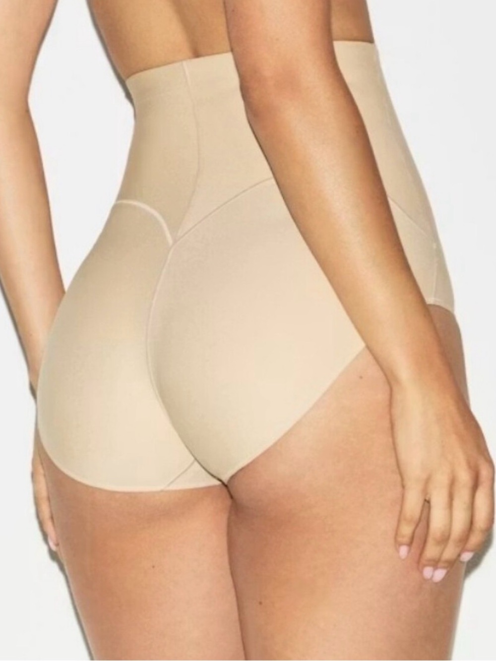 SKIMS Body Core Sculpt Butt Lifting Brief Cream Sand Women Small NEW
